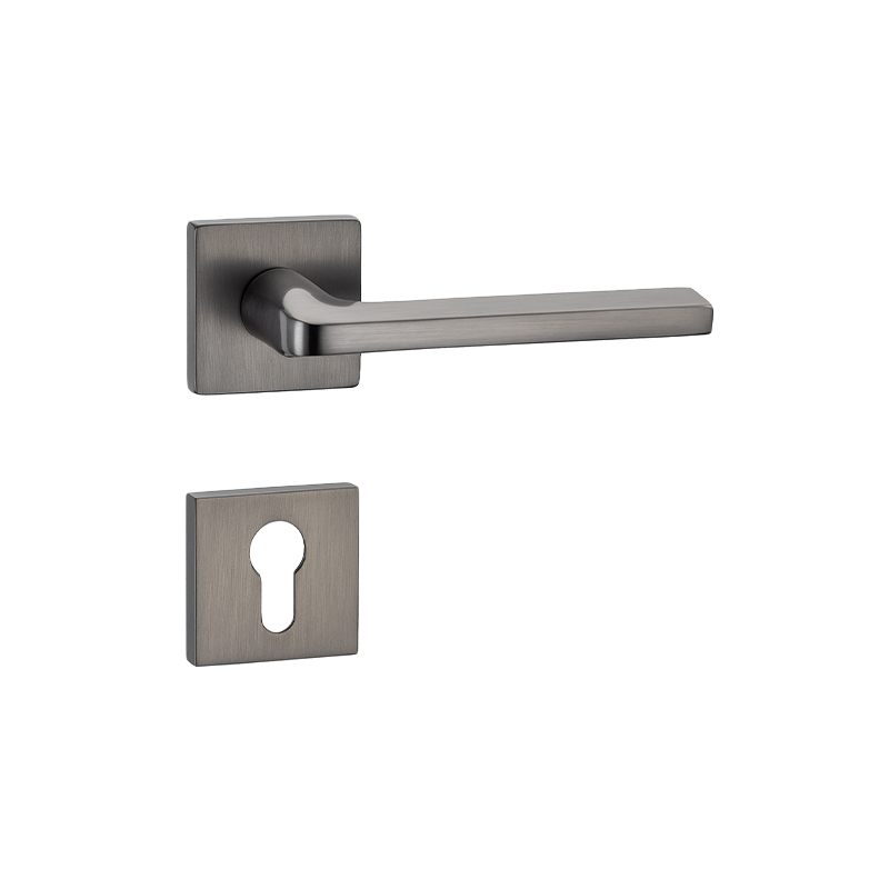 Skateboard brass lock-wear-resistant